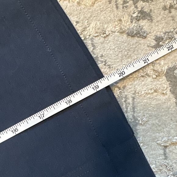 Title‎ Nine Women's Navy Blue Cargo Stretch Skirt Size 4 - Picture 8 of 8